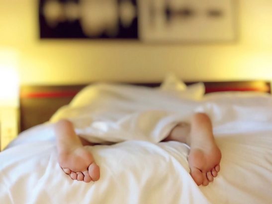 12-trucs-et-astuces-pour-se-rendormir-la-nuit