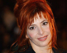 25-aout-sortie-du-nouvel-album-de-Mylene-Farmer