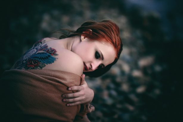 5-choses-a-ne-pas-dire-a-quelqu-un-qui-a-un-tatouage-ou-un-piercing
