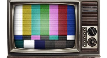 7 petites choses que j'adore faire devant la télé