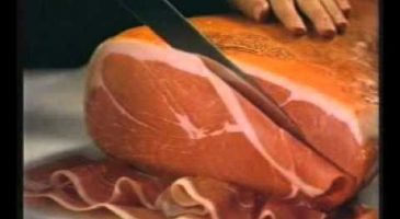 Aoste, la pub qui prend les végétariens pour des jambons