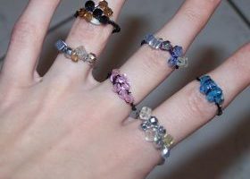 Bagues en perles et fil de cuivre - %%sitename%%