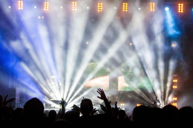 Ces-phenomenes-de-mode-musicaux