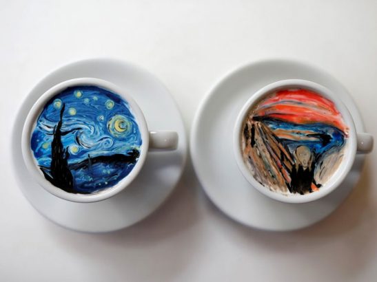 Cet-artiste-sud-coreen-peint-des-decors-somptueux-sur-ses-cafes