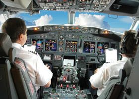 J'ai testé l'atterrissage dans un (vrai) cockpit ! - %%sitename%%