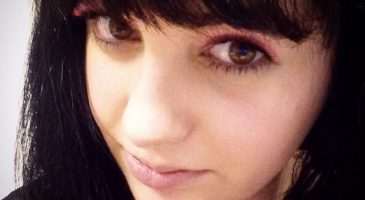 Comment poser ses faux-cils ?
