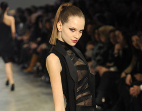 Coup-d-oeil-sur-les-defiles-haute-couture