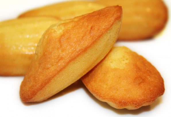 Des-madeleines-au-citron-pour-le-gouter
