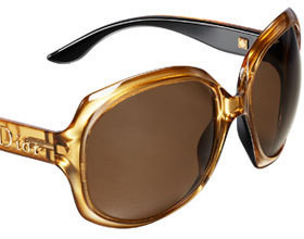 Dior-Glossy-Gold-des-lunettes-en-or