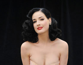Dita-dessine-moi-un-tee-shirt