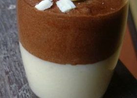 Duo de mousse au chocolat et piment d'espelette