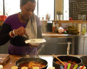 Fricassee-de-cuisses-de-poulet-aux-cinq-epices-douces