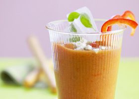 Gaspacho de légumes à la mozzarella - %%sitename%%