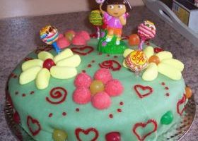 Gâteau figurines - %%sitename%%