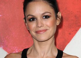 Rachel Bilson de retour sur le petit écran ! - %%sitename%%