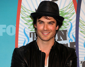 Ian-Somerhalder-vampire-diaries-paris