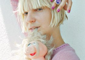 Interview "arty" avec Sia