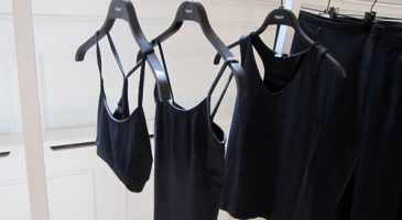"Je m'habille toujours en noir "