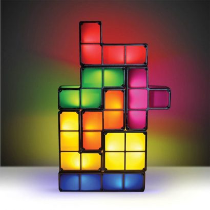 Je-veux-des-objets-geeks-dans-une-deco-pas-geek