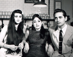 Kitty-Daisy-And-Lewis-Smoking-In-Heaven