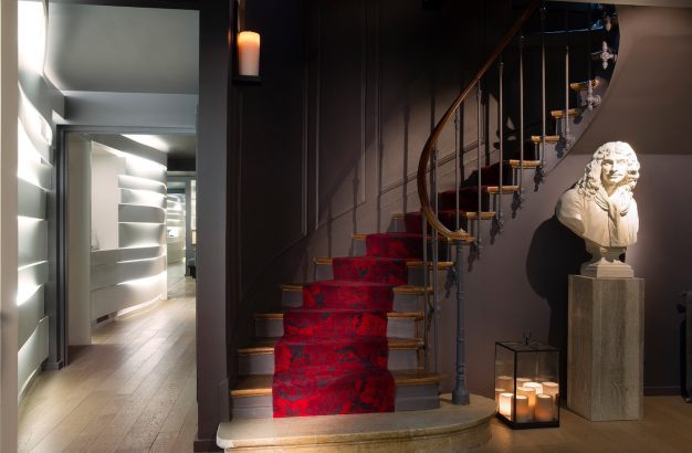 L-HOTEL-MOLIERE-UN-ECRIN-LITTERAIRE-AU-COEUR-DE-PARIS