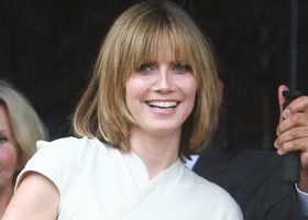 Heidi Klum coupe tout ! - %%sitename%%
