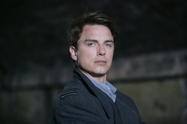 Les-3-roles-qui-font-que-j-aime-John-Barrowman-a-la-folie