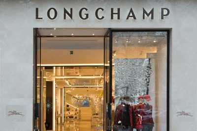 Longchamp-sur-les-Champs-Elysees-c-est-fait