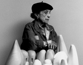 Louise-Bourgeois-au-centre-Pompidou
