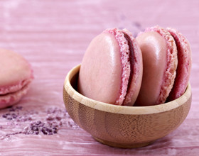 Macarons-a-la-framboise