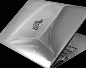 Macbook-Air-supreme-Ice-Edition