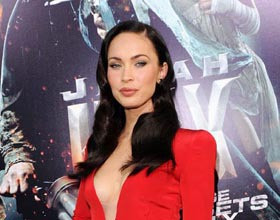 Megan-Fox-clip-Eminem-RIhanna