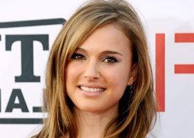 Natalie Portman, une égérie Dior à Paris - %%sitename%%