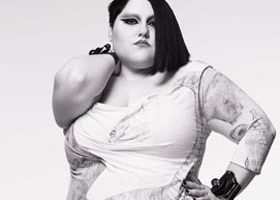 Beth Ditto et sa nouvelle collection XXL - %%sitename%%