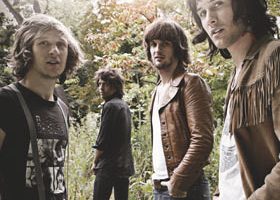 On adore le clip : Let's Burn Again de Gush