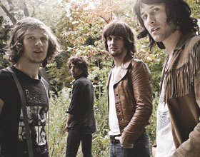 On-adore-le-clip-Let-s-Burn-Again-de-Gush