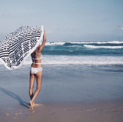 Ou-trouver-des-serviettes-de-plage-rondes