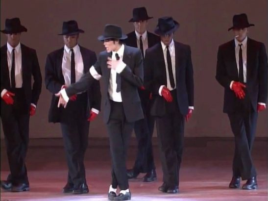 Pas-de-doute-Michael-Jackson-etait-bien-le-King-de-la-danse