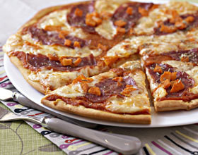 Pizza-saucisson-raclette-et-potiron