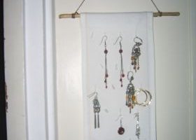 Porte boucles d'oreilles