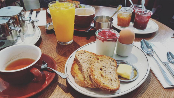 Que-mange-t-on-le-matin-dans-le-monde