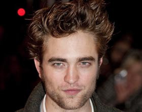 Robert-Pattinson-recompenses-MTV-Movie-Awards