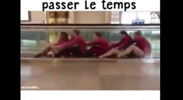 S'amuser en patientant dans un aéroport