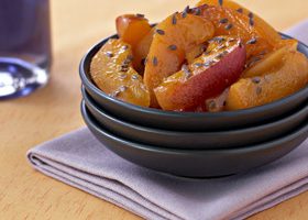 Salade d'abricots à la violette