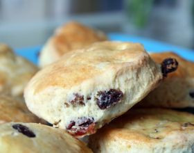 Scones-aux-raisins-secs-par-Fanny