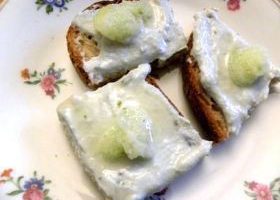 Toasts de crème de roquefort et sorbet au citron vert - %%sitename%%
