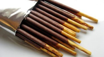 Une bûche aux biscuits Mikado ? Je valide