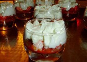 Verrines de concombre et d'écrevisses à la compotée de tomate - %%sitename%%