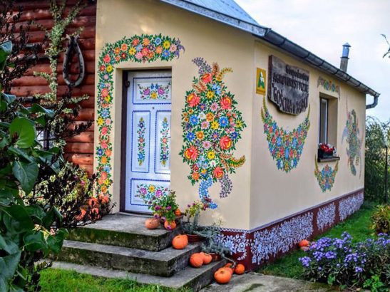 Zalipie-le-village-le-plus-folklorique-de-Pologne