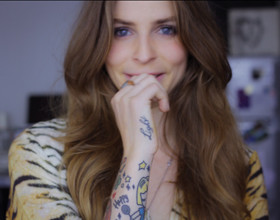 annina-roescheisen-tatouage